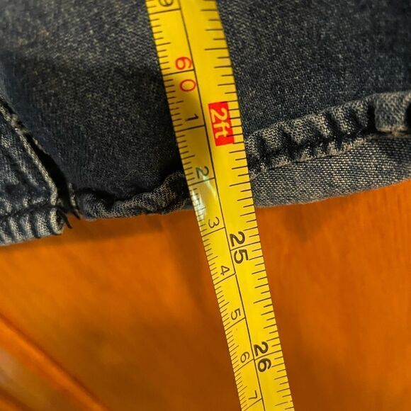 Solutions Christmas Embroidery Cat Jean Shirt Women’s PM - Picture 9 of 15